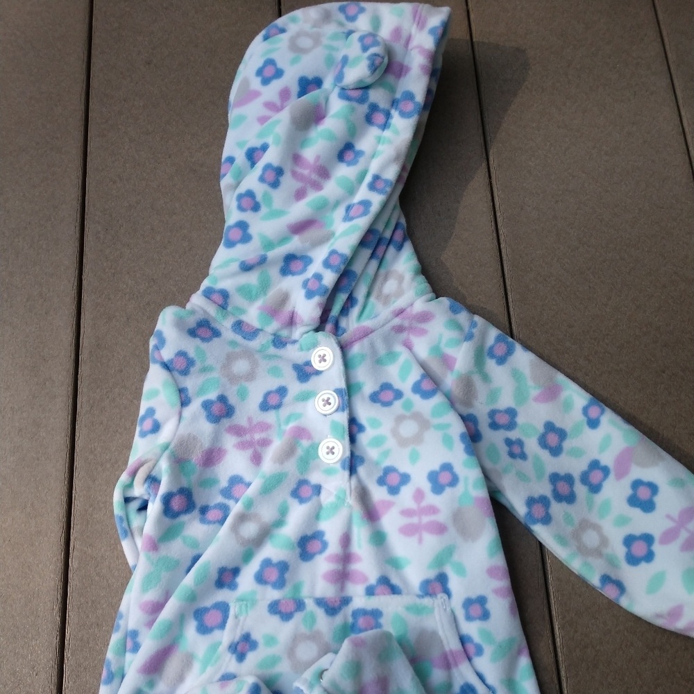 Carter's baby pajamas with hood 12 mo.